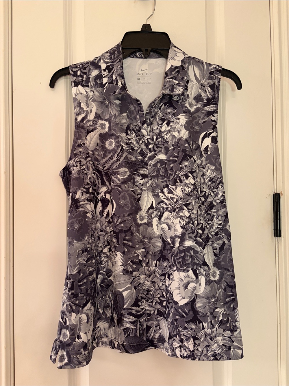 Nike Golf Dri-FIT Sleeveless Floral Print Polo Shirt Grey White Size Medium